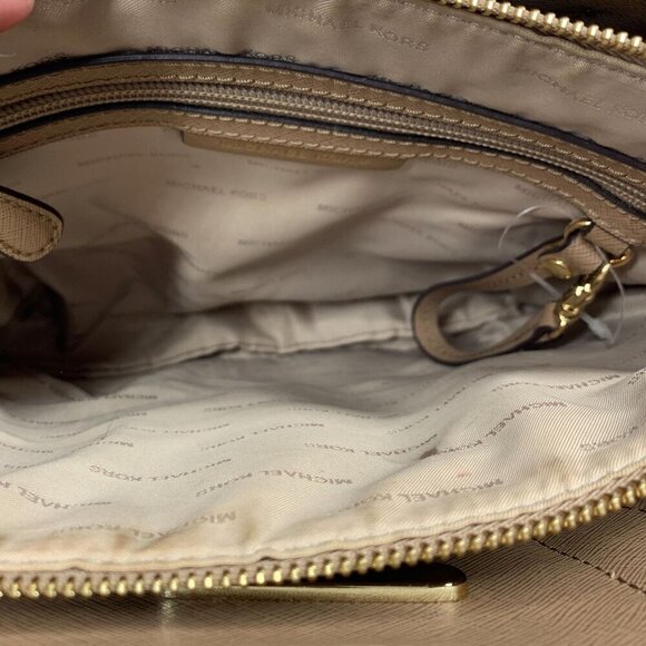 Michael Kors Large Mercer Satchel in Oyster Pebbled Leather 30F6GM9T3L/134 - Picture 2 of 16